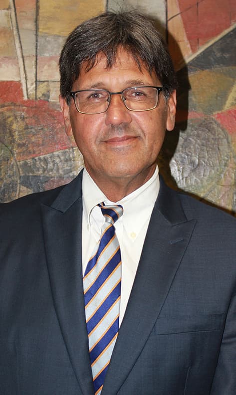 El presidente interino de la UPR, Darrel Hillman Barrera.