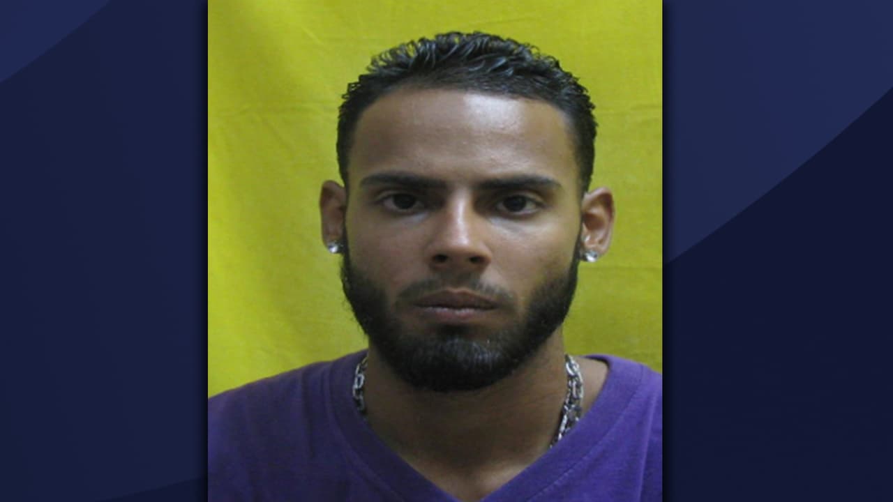 Bryan G. Rodríguez García es buscado por Ley 54 y Ley de Armas con una fianza de $225 mil.