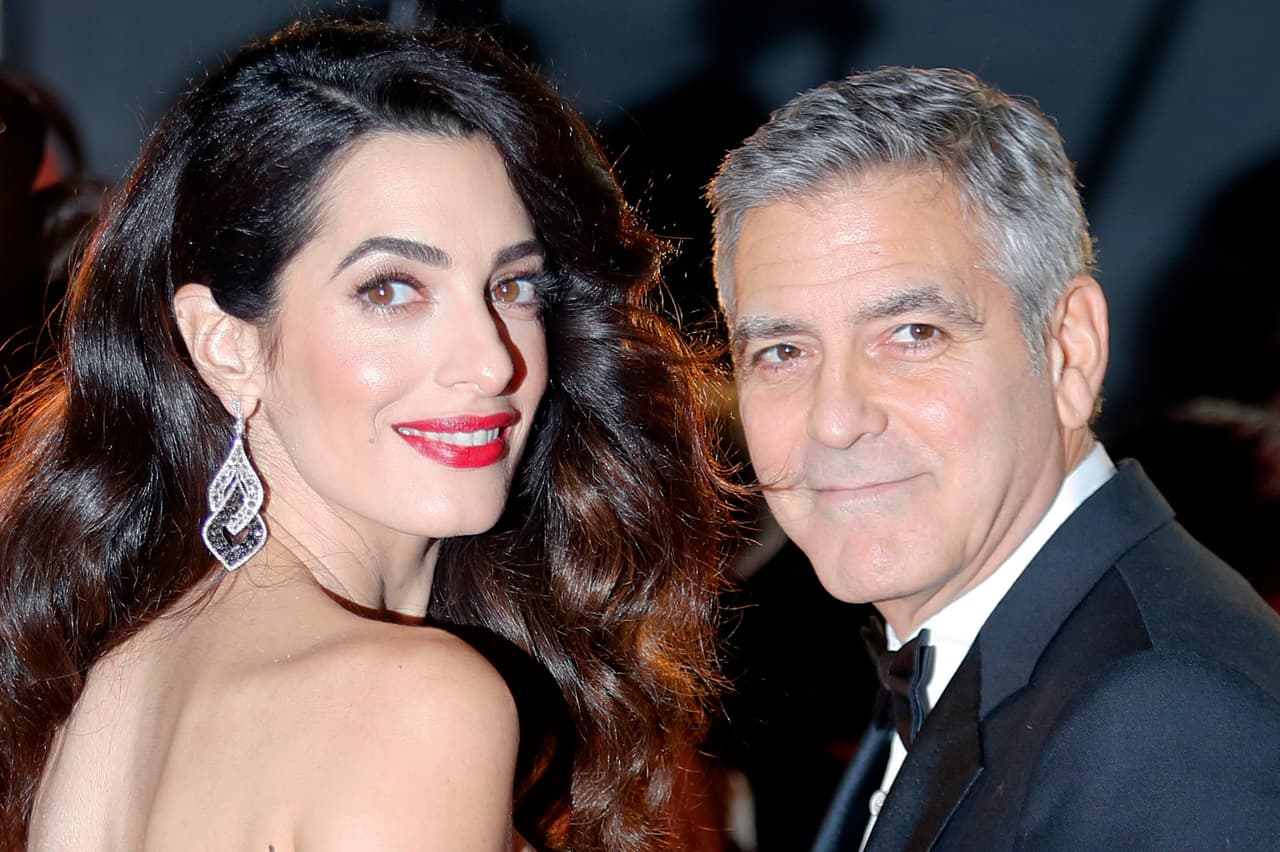 George Clooney dijo en un comunicado el viernes 28 de julio del 2017 que los fotógrafos que capturaron imágenes de él y su esposa acunando a sus mellizos recién nacidos serán “perseguidos con todo el rigor de la ley”. (AP Foto/Francois Mori, Archivo).