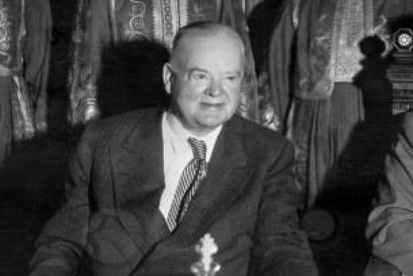 8. Herber Hoover dio un golpe al bonus de la armada en plena crisis. Era 1932 cuando miles de veteranos estaban de vuelta de la Primera Guerra Mundial.