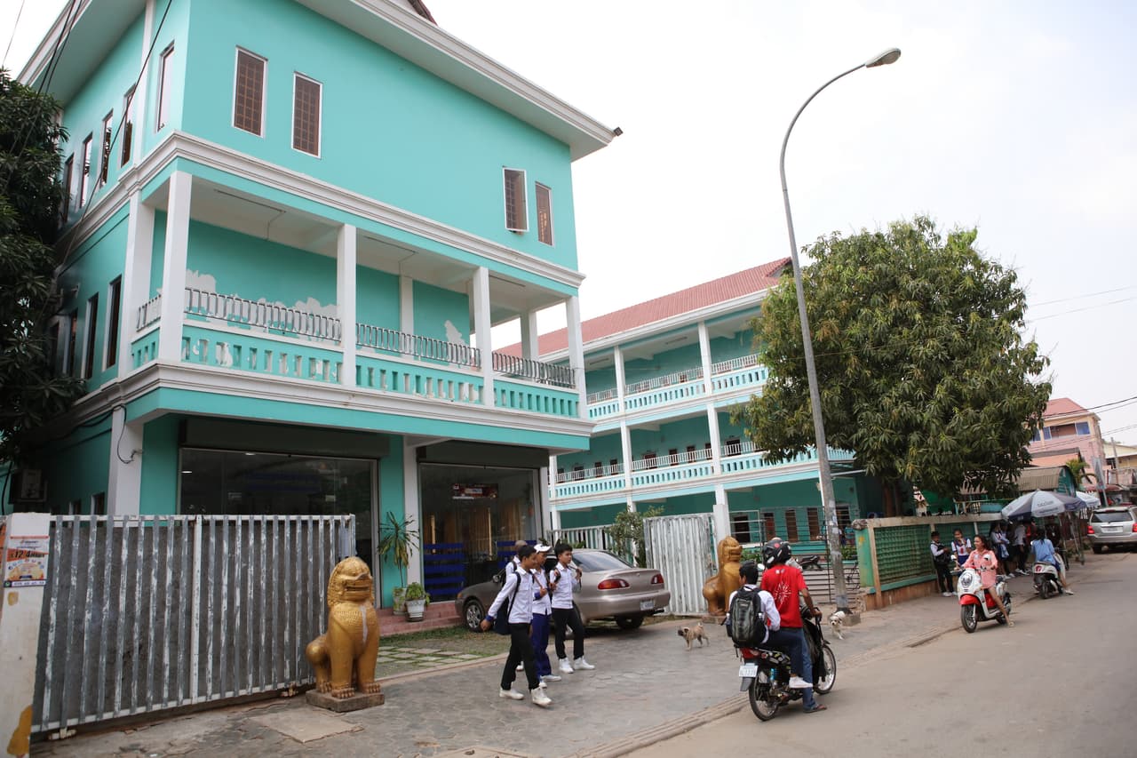 La familia camboyana a quien Brad y Angelina ayudan.