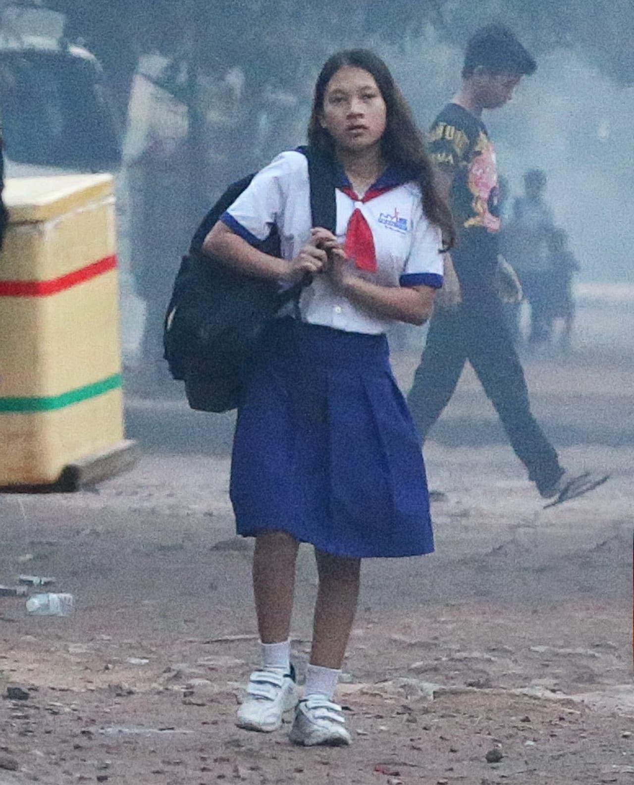 También están aprendiendo a hablar inglés.