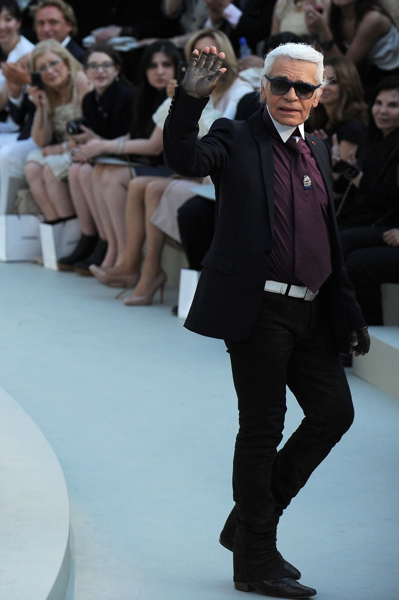 <br>Las especulaciones surgen al recordar una declaración de Lagerfeld de hace unos meses, cuando señaló que Choupette sería su heredera, junto a otras personas.
<br>