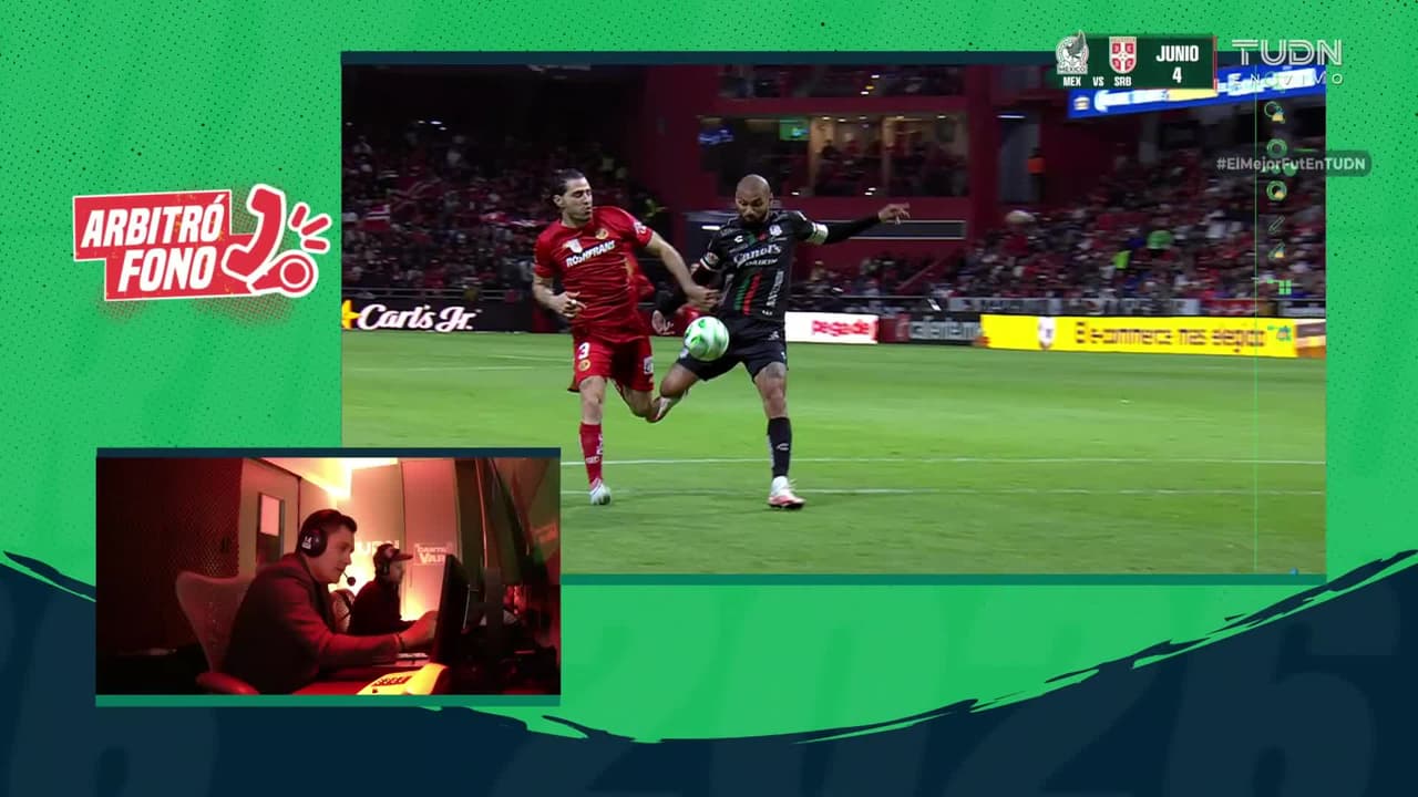 ¡San Luis pedía penalti! Joao Pedro cayó en el área tras choque con Briseño