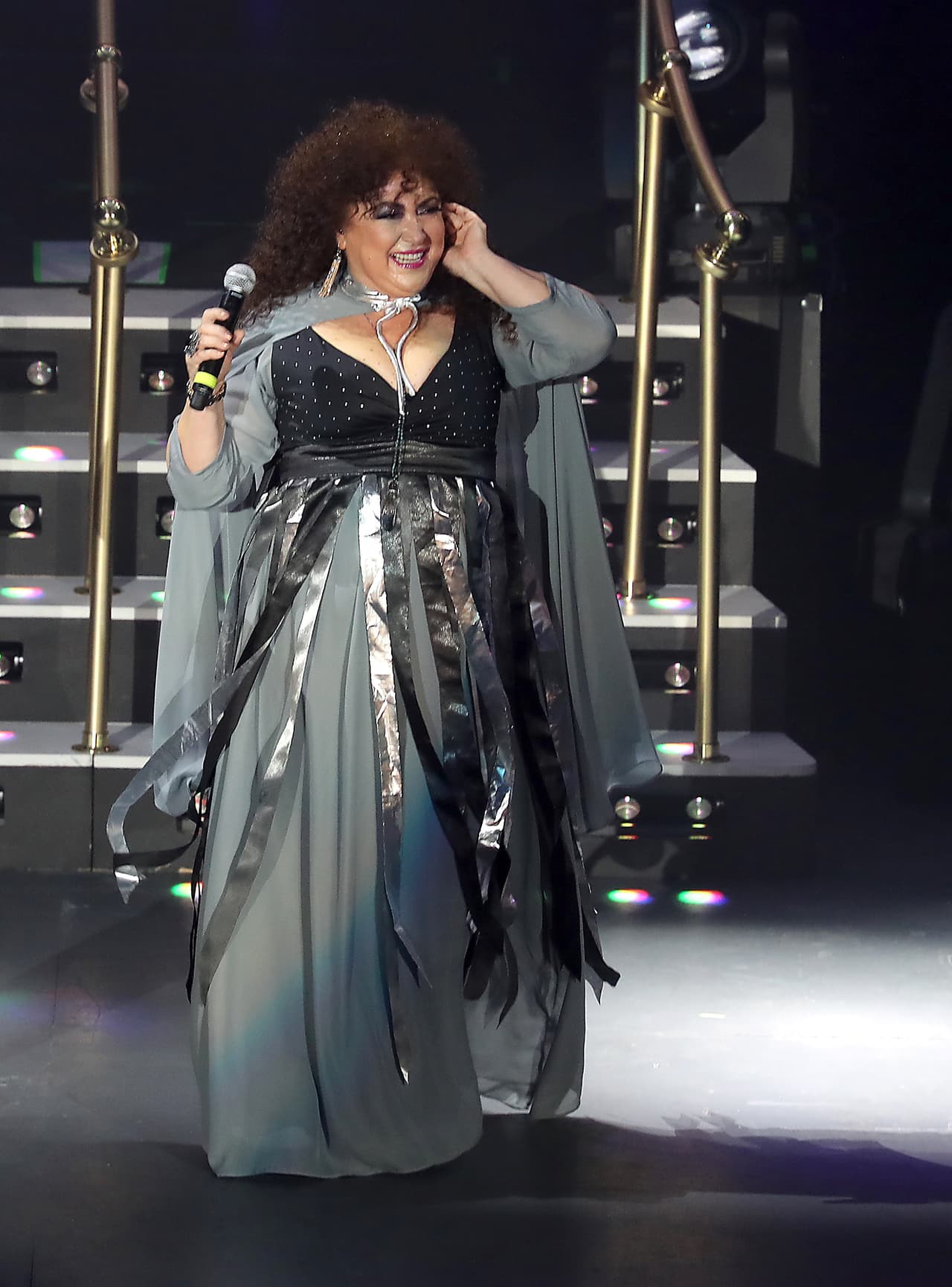 Pero si hay alguien que definitivamente perdió la luces al hablar del coronavirus y en específico, sobre los contagiados, fue la cantante argentina
<b>Amanda Miguel</b>.