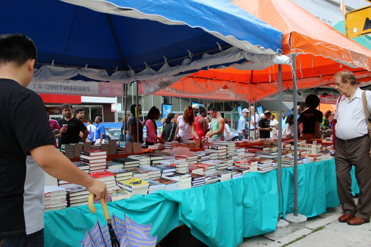 Miles de libros, tirillas cómicas y artesanías fueron algunas de las cosas que encontraron los asistentes a la Feria.