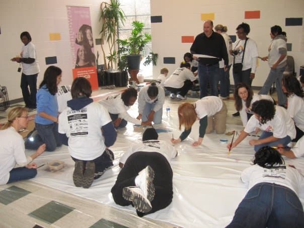 <b>Evento</b>: MLK Day of Service
<br>
<b>Fecha</b>: 15 de enero
<br>
<b>Lugar</b>: Boys & Girls Club of Raleigh. 721 N. Raleigh Blvd. Raleigh, NC
<br>
<b>Sitio web</b>:
<a href="https://www.unitedwaytriangle.org/mlk-day-of-service-triangle-nc/">https://www.unitedwaytriangle.org/mlk-day-of-service-triangle-nc/</a>
<br>
<br>Únete a la organización United Way of the Greater Triangle a celebrar la vida y obra del Dr. Martin Luther King Jr., con el Boys & Girls Club de Raleigh, mientras se crea un ambiente divertido y seguro para que los niños y jóvenes participen en el servicio a la comunidad.