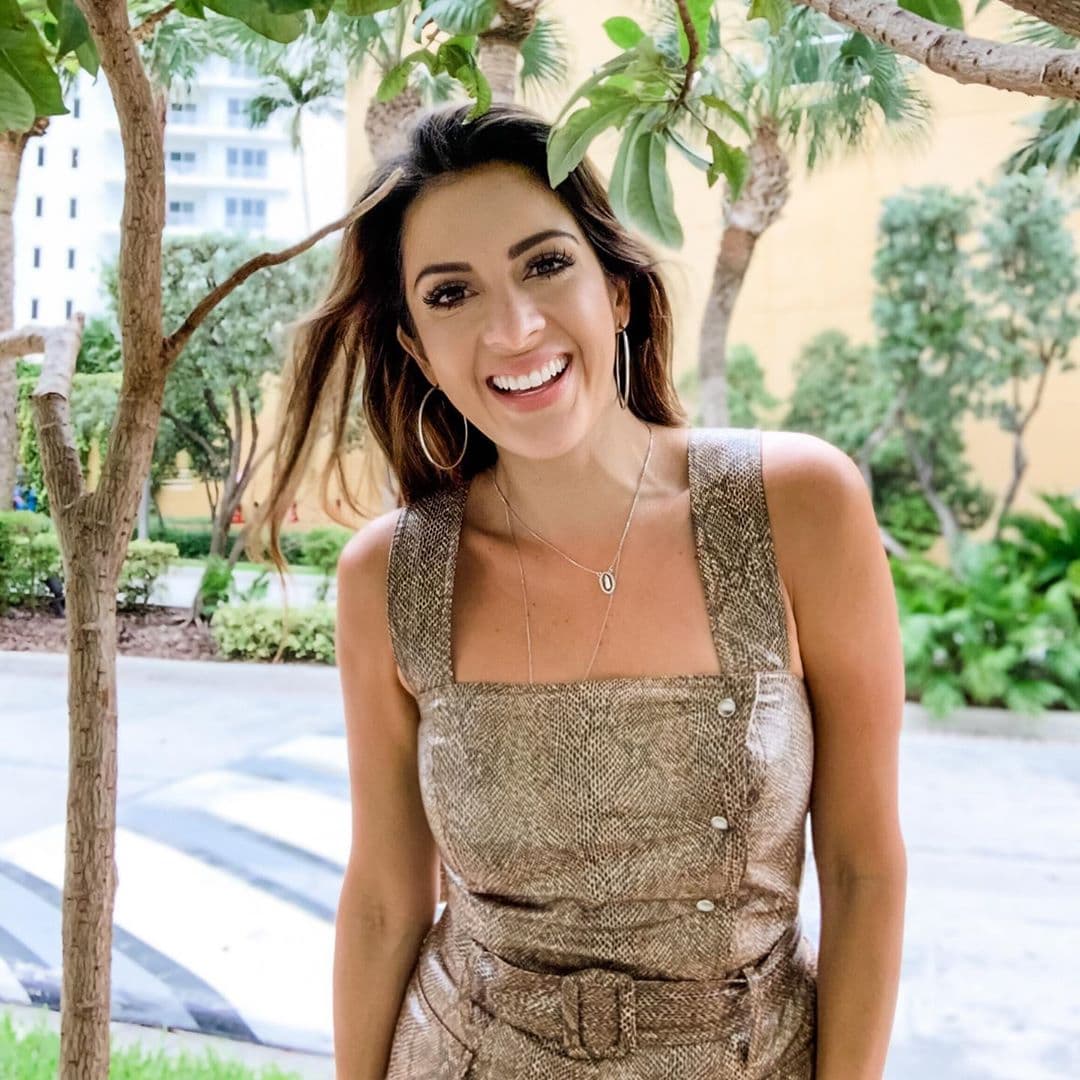 Maity Interiano siempre disfruta caminar por las calles de Miami.