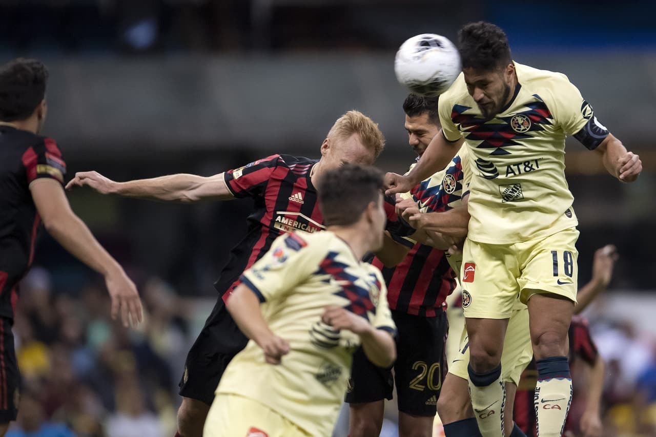 Bruno Valdéz anotó el tercero de la noche al 36’. Remató de cabeza en un tiro de esquina.