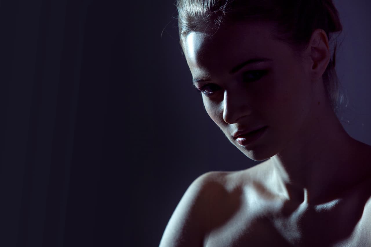 No te arriesgues a lo desconocido en cuestiones del amor, mantén la prudencia en todo lo que hagas. Estás en un momento de neutralidad y no es conveniente poner en peligro tu estabilidad emocional actuando impulsivamente, o por respuestas a un temor, una duda o sospecha.