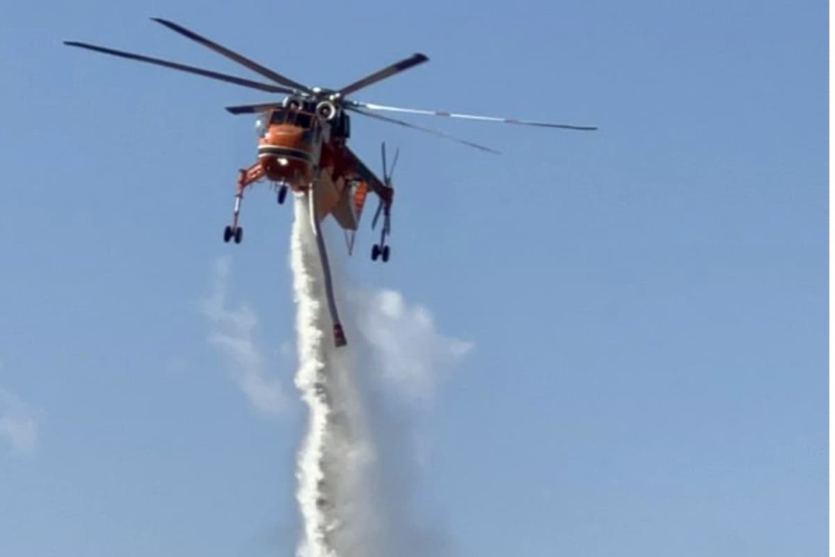 Al ver que el incendio avanzaba, bomberos solicitaron otro helicóptero más; un KCFD H-408, el cual llegó al lugar del siniestro en 5 minutos desde su base en Keene.