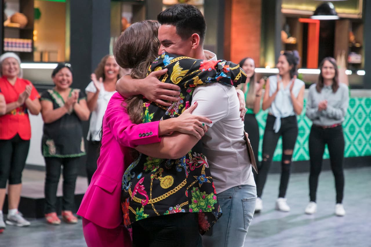 Finalmente Inés optó por sumarse al abrazo.