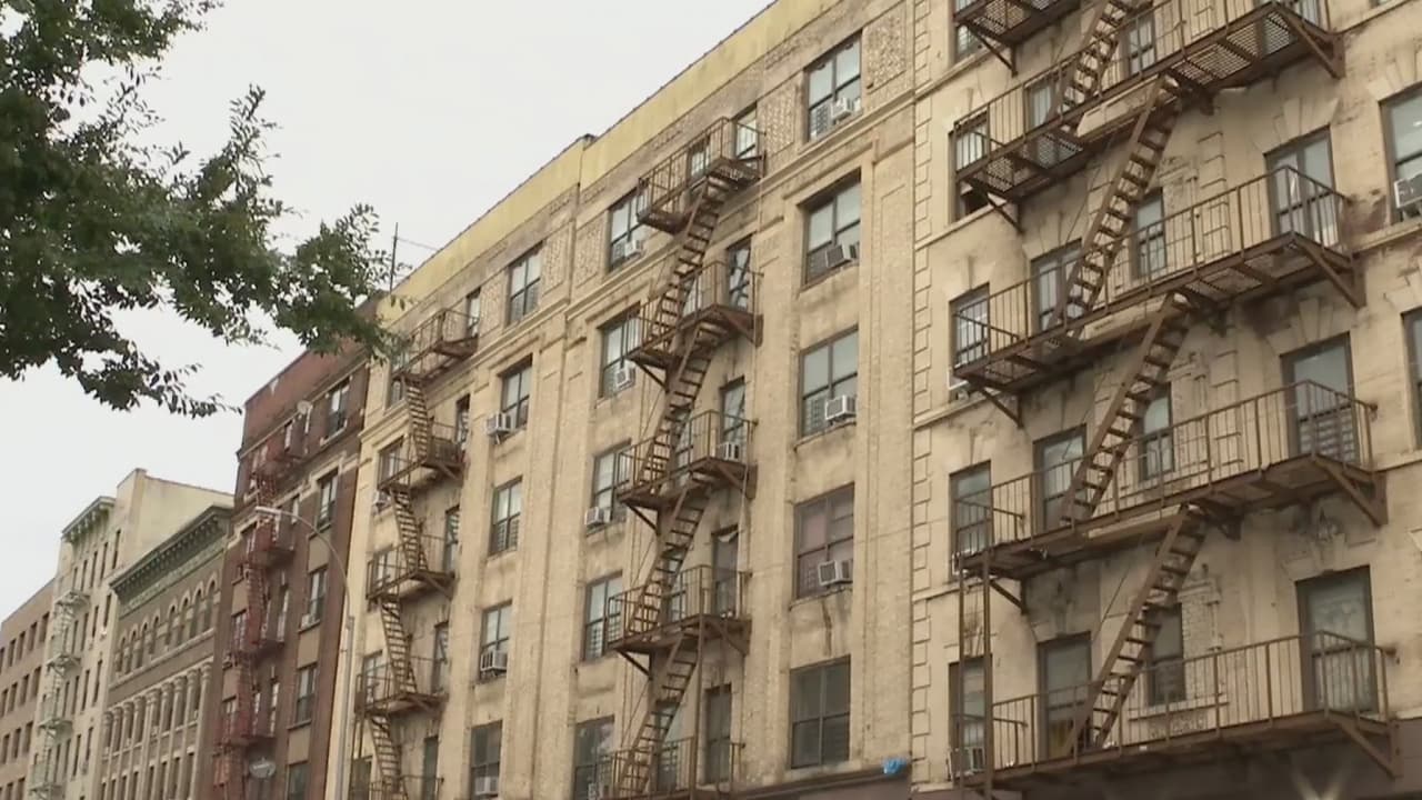 La ciudad de Nueva York toma acción contra caseros que exponen a inquilinos a plomo