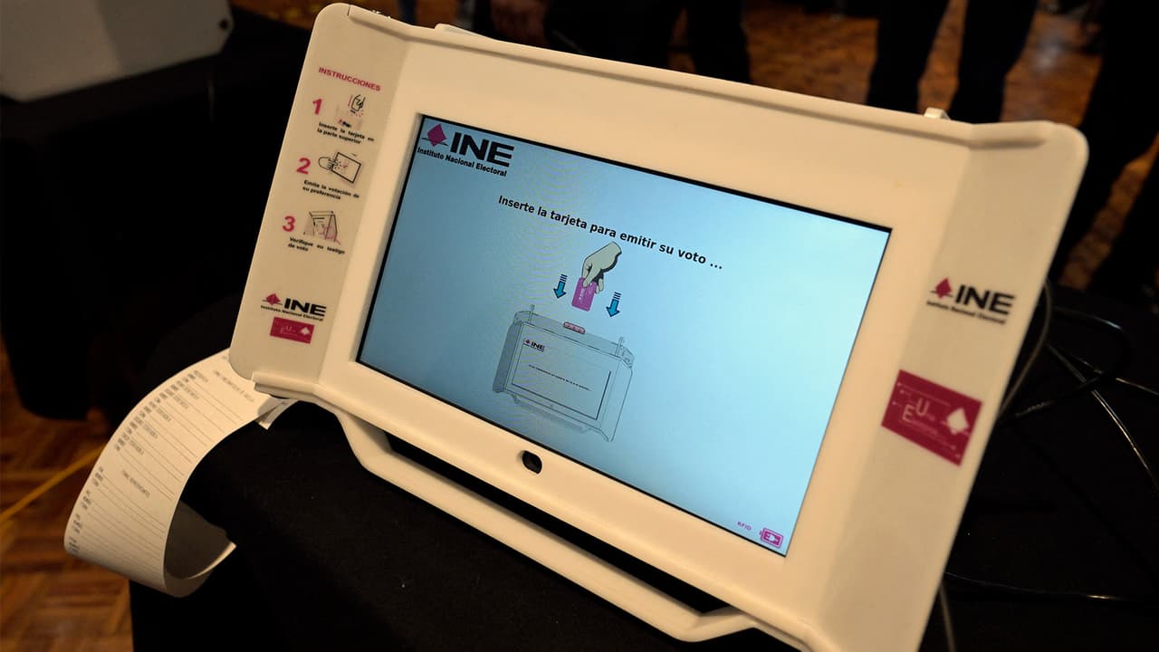 Así puedes votar en las elecciones de México desde Chicago este domingo si no te registraste