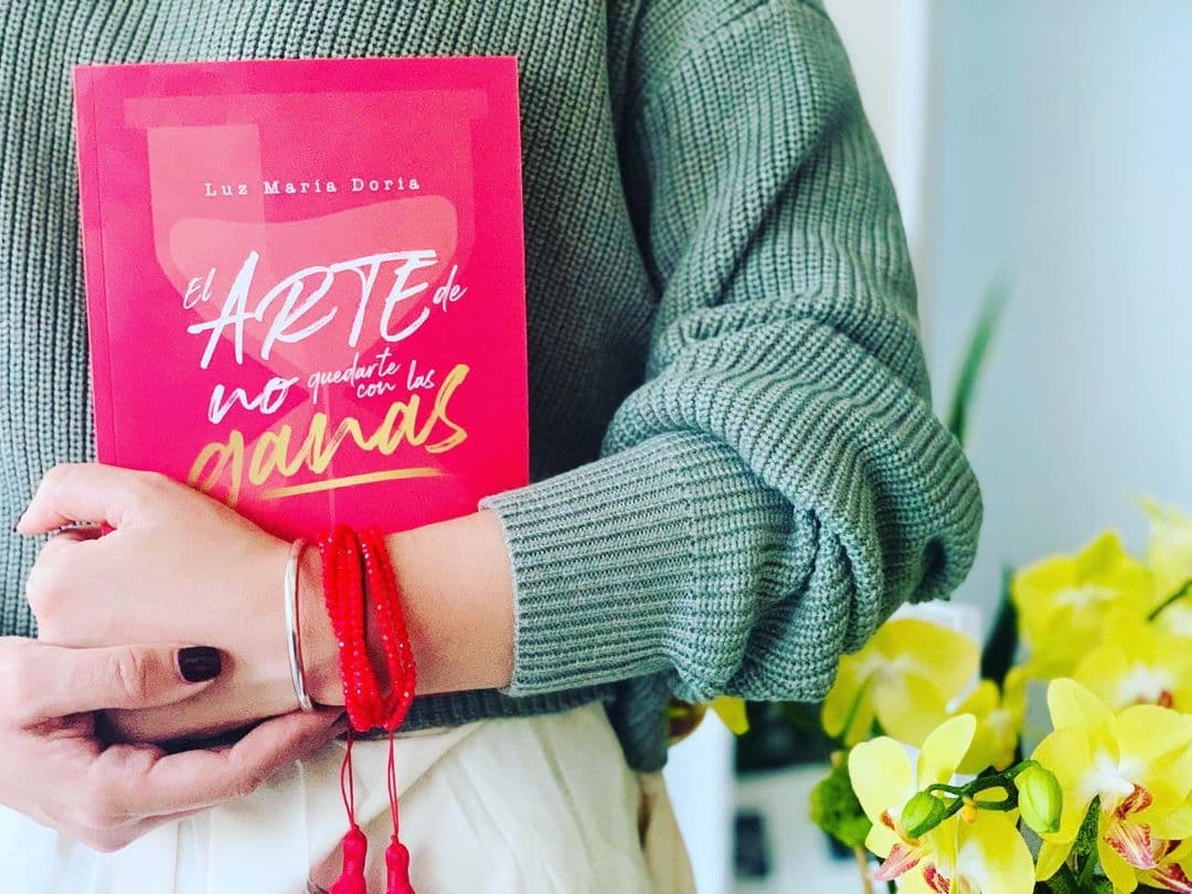 Este es el tercer libro de la productora, que también ya disfruta Aylen del Toro.