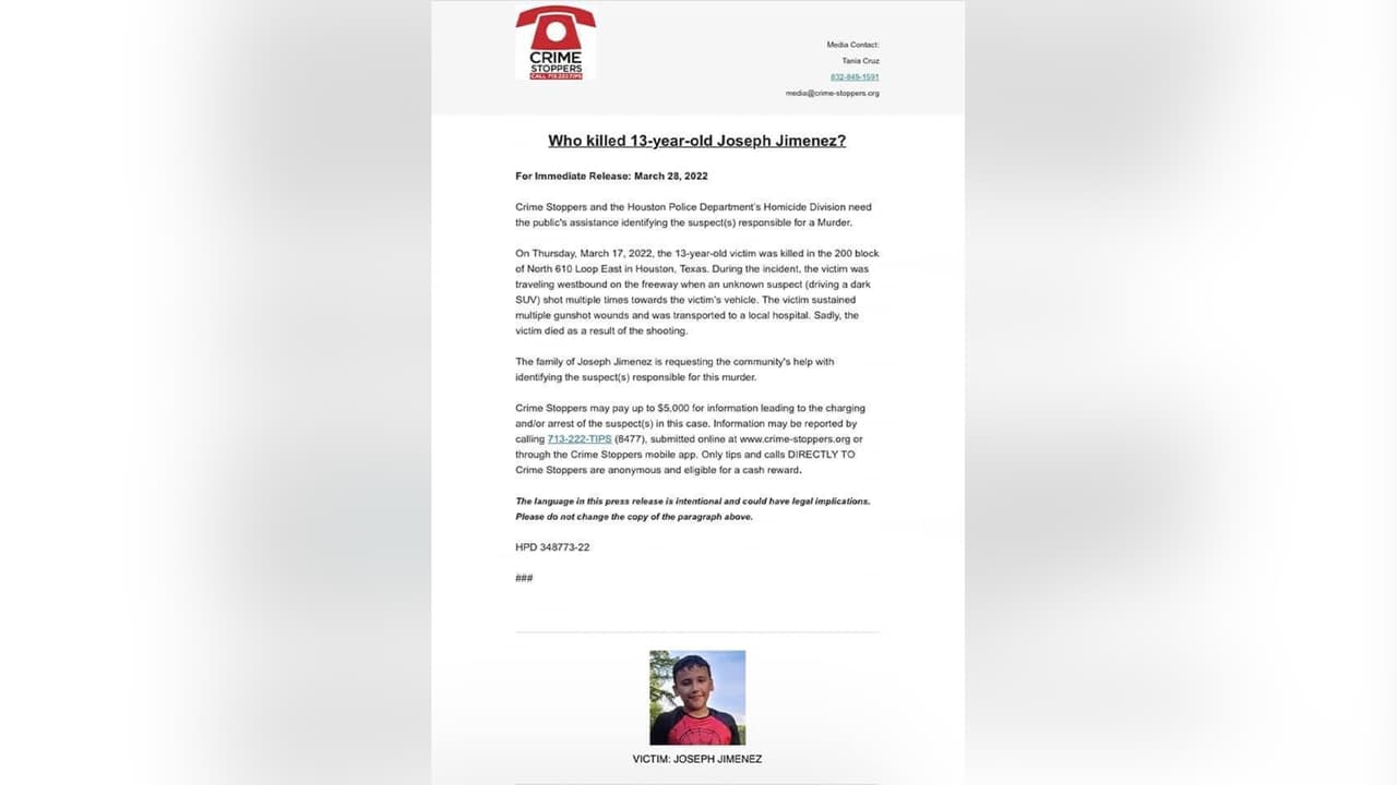 Las autoridades solicitan ayuda ciudadana con información que lleve a localizar al sospechoso de matar a Jiménez. Crime Stoppers ofrece hasta $5,000 de recompensa, las pistas se deben darse llamando al (713) 222-TIPS (8477).