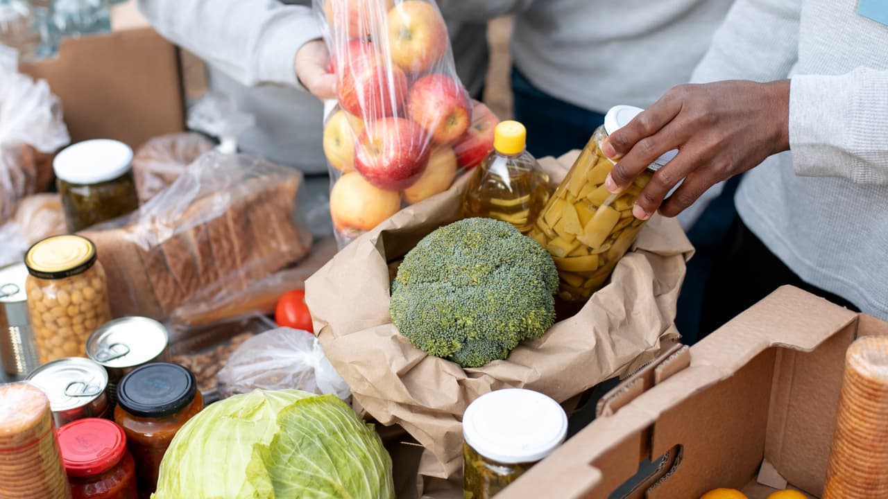 ¿Afectado por los cambios de SNAP? En estos sitios puedes conseguir alimentos