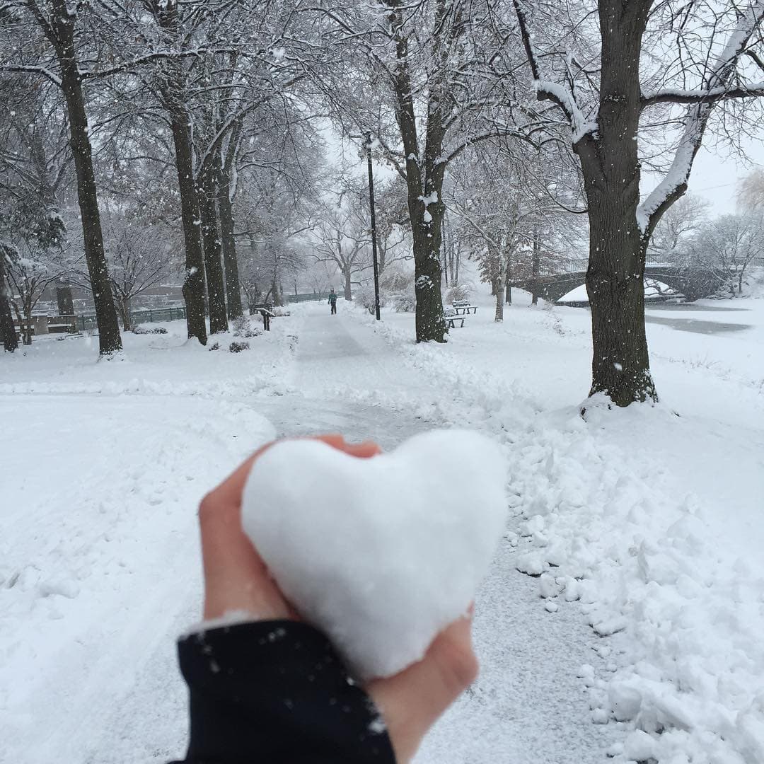 Gisele Bündchen hizo un corazón de hielo.