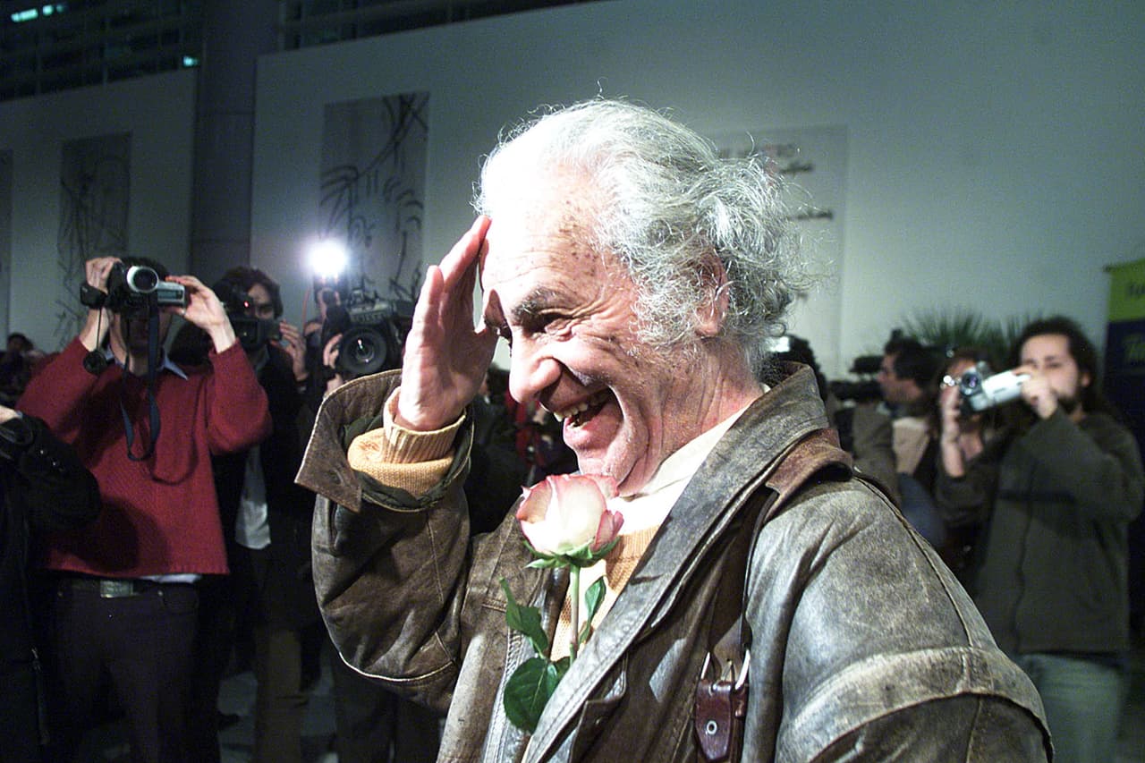 'Voy y vuelvo': adiós al antipoeta Nicanor Parra con sus propios versos