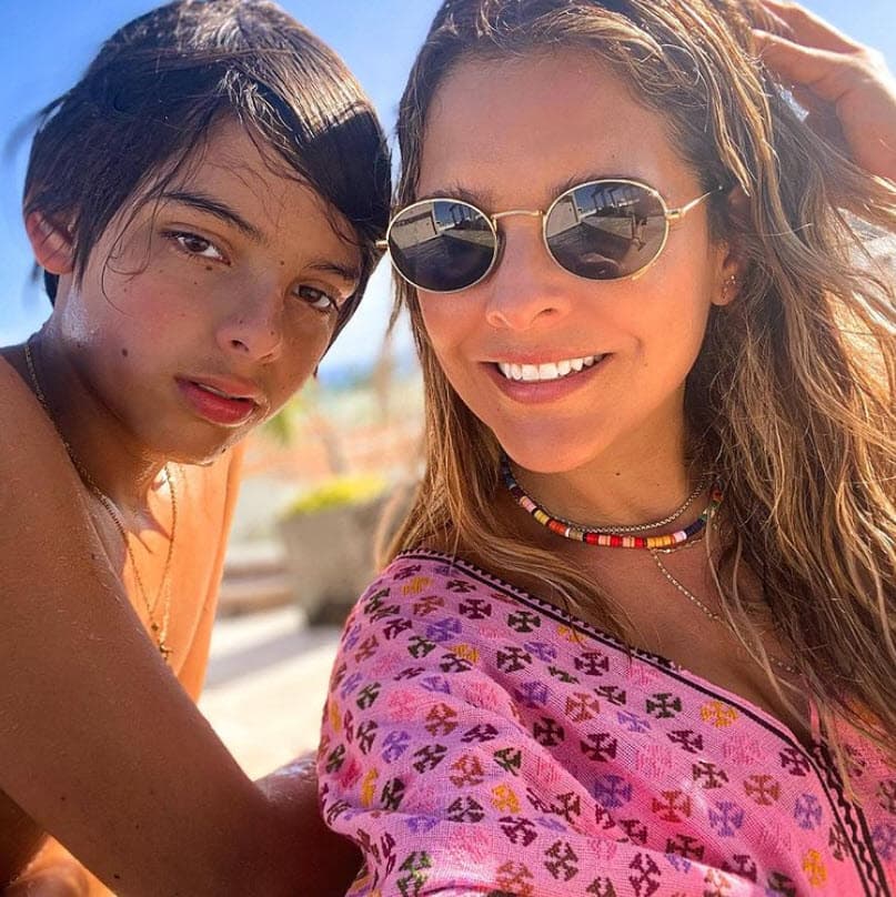 <a href="https://www.univision.com/famosos/grettell-valdez-regresa-a-la-hacienda-almonte-y-recuerda-su-maldad-en-lo-que-la-vida-me-robo-video">La villana de 'Lo que la vida me robó'</a> dijo que su hijo, de 12 años, la cuestionó sobre su 
<b>primera experiencia sentimental</b>, algo que vivió
<b> </b>a la edad que él tiene.
<br>