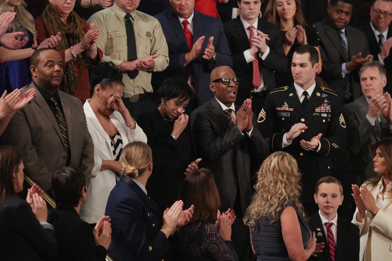 Los padres de las adolescentes Kayla Cuevas y Nisa Mickens, asesinadas por MS-13