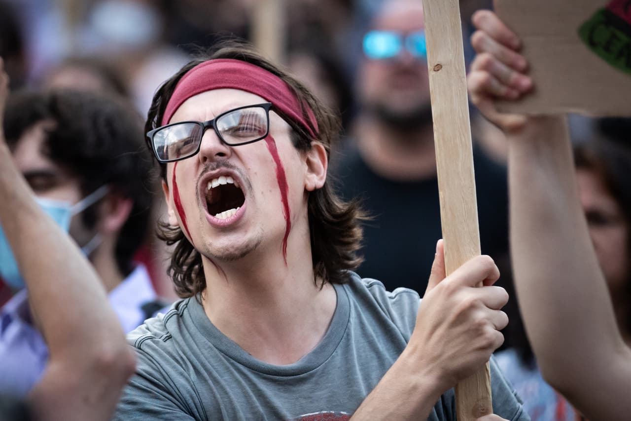 Esta protesta en el campus se encontraba en el día número 14.