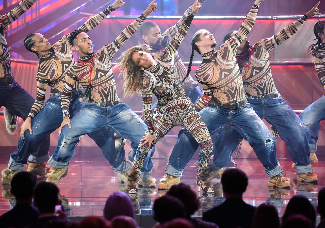 ¿Qué tipo de trajes te esperas que saque?