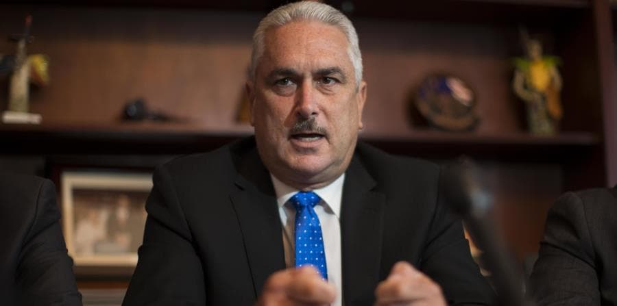 Gobierno dice que derechos de retiro de empleados públicos y maestros están garantizados