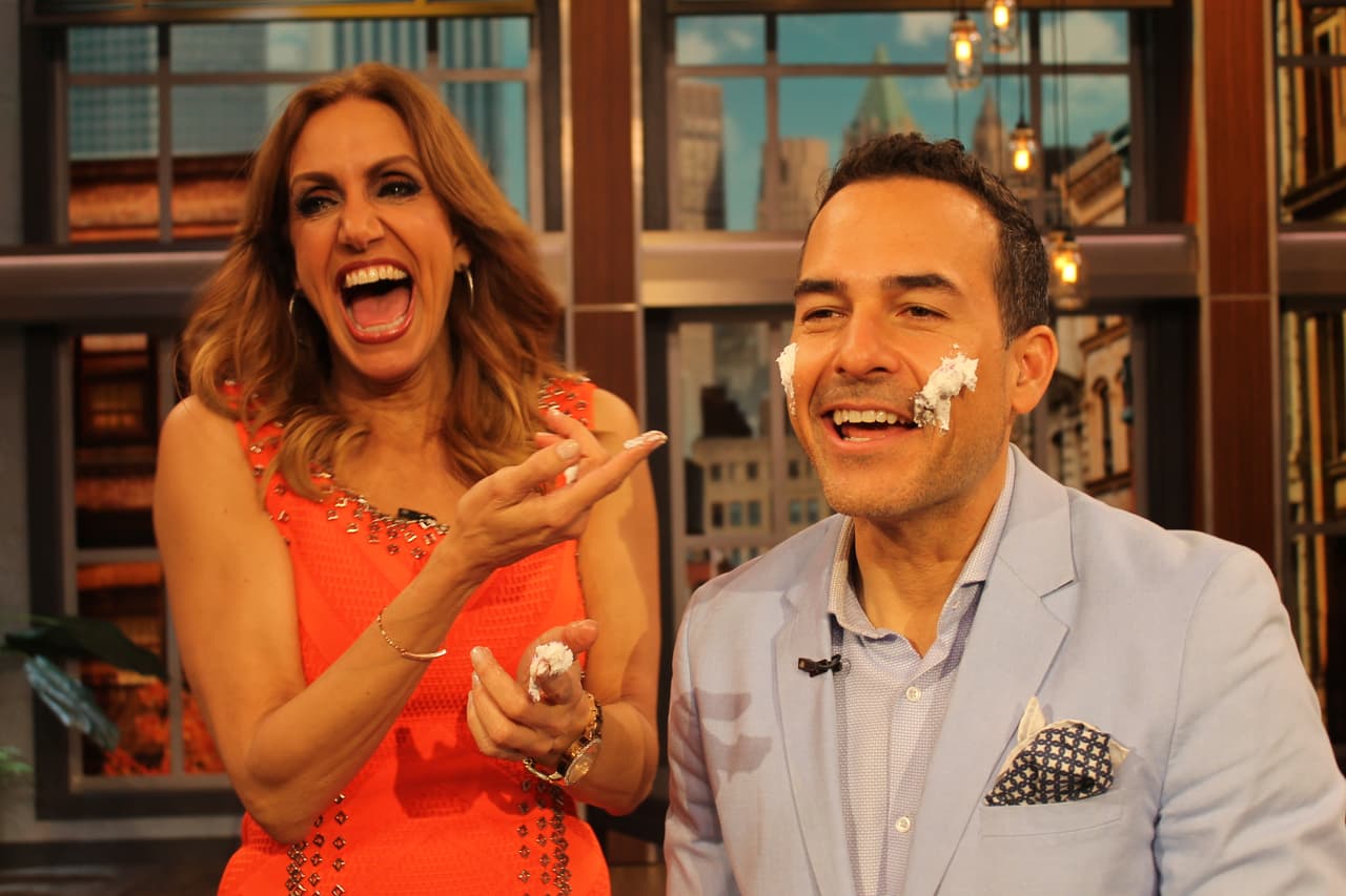 Pobre Carlitos, el queria cake y cake le dieron