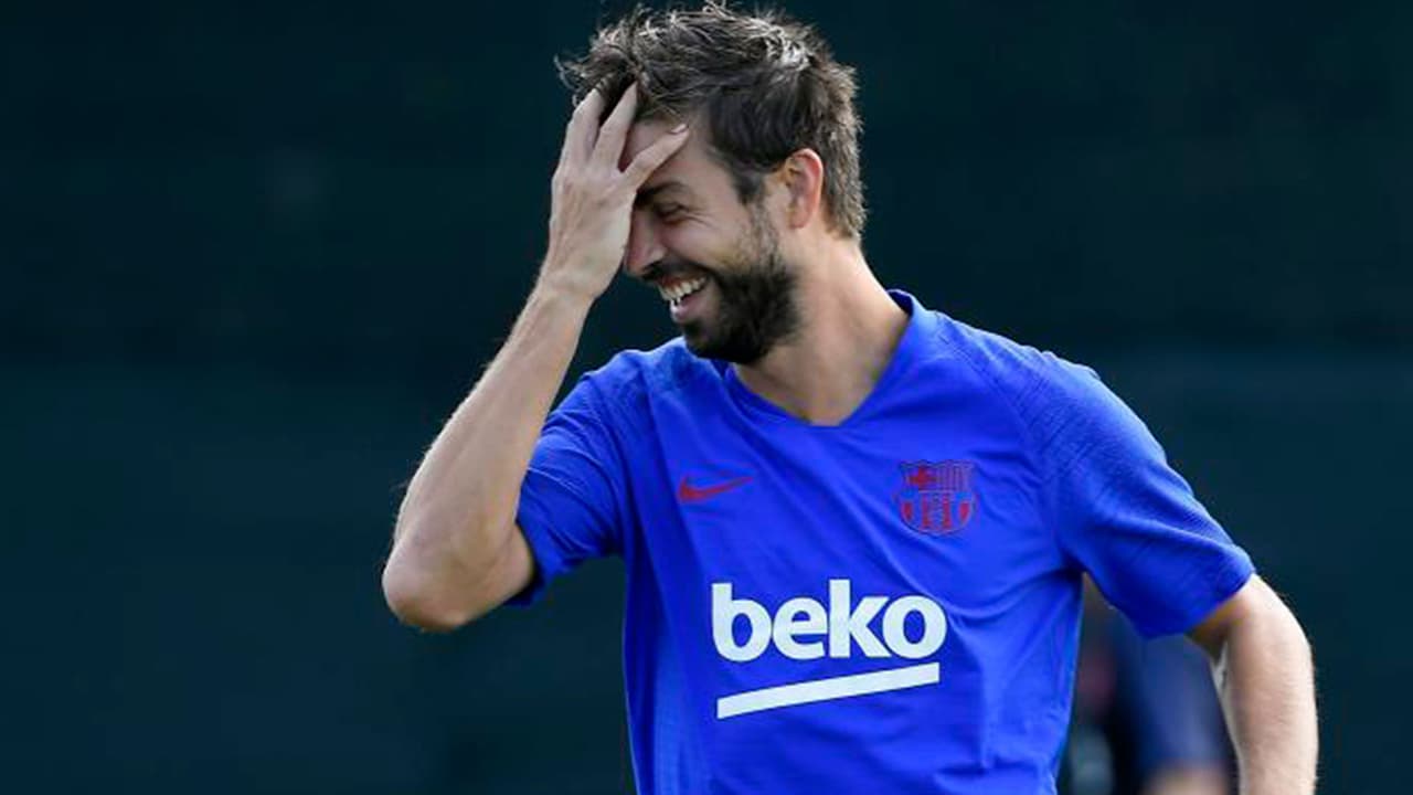 Piqué vuelve a entrenarse con el Barcelona a dos días del Clásico