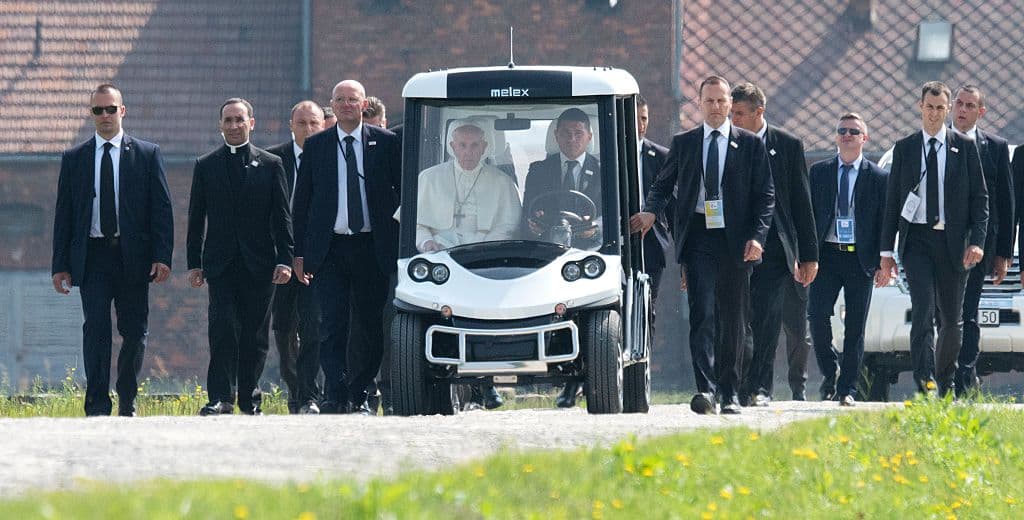 Se trata del tercer pontífice que visita Auschwitz después del polaco Juan Pablo II en 1979 y del alemán Benedicto XVI en 2006