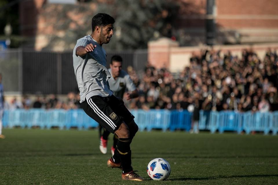 ¡Alarmas encendidas! Carlos Vela se lesionó en el último partido de pretemporada de Los Angeles FC
