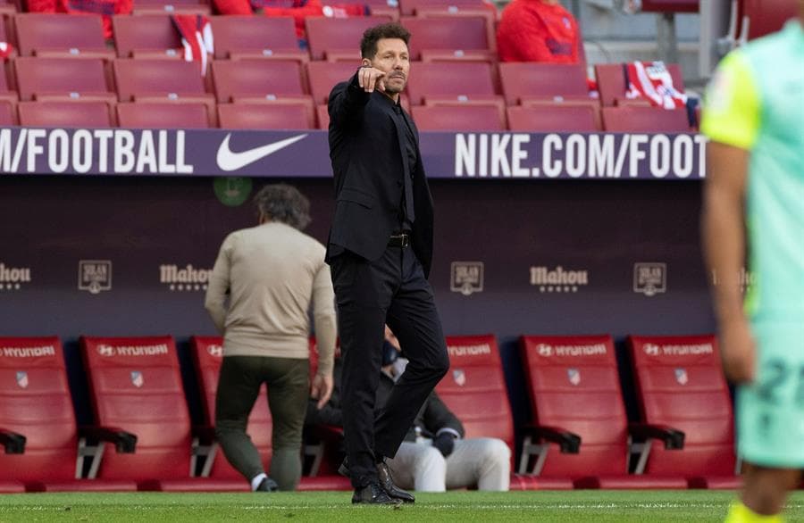 Con goles de Costa, Correa, Félix, Llorente y con el debutante Luis Suárez, que se luce con doblete, el Atleti brilló en el Wanda Metropolitano ante el Granada, quien sólo anotó un gol por parte de Jorge Molina.