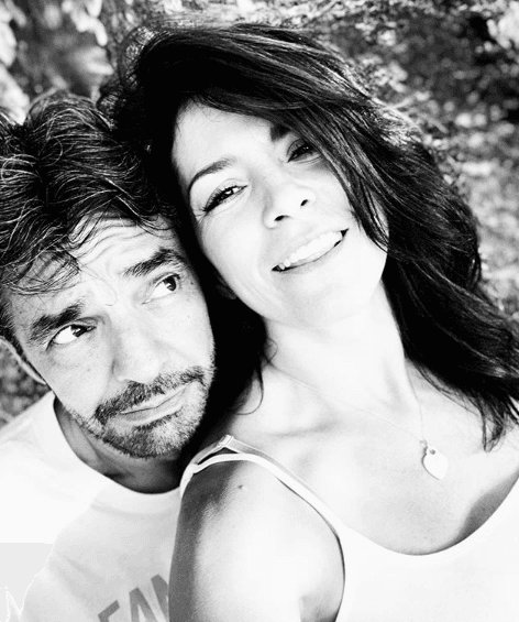 Eugenio Derbez y Alessandra Rosaldo desbordan amor con tremendo beso
