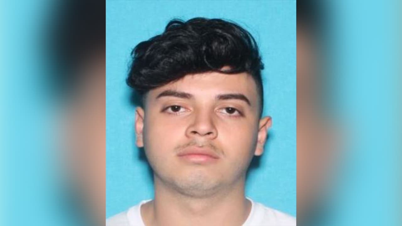 Luis Dalino Toruno Lima es sospechoso de robo a una casa habitación.
<br>