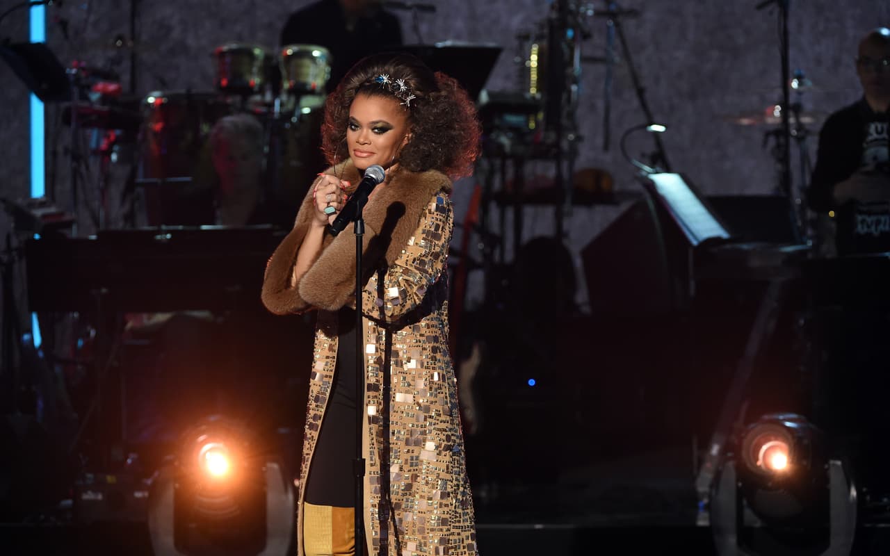 LOS ANGELES, CA - OCTOBER 14: In this handout photo provided by One Voice: Somos Live!, singer Andra Day performs onstage during "One Voice: Somos Live! A Concert For Disaster Relief" at the Universal Studios Lot on October 14, 2017 in Los Angeles, California. (Photo by Kevin Winter/One Voice: Somos Live!/Getty Images)