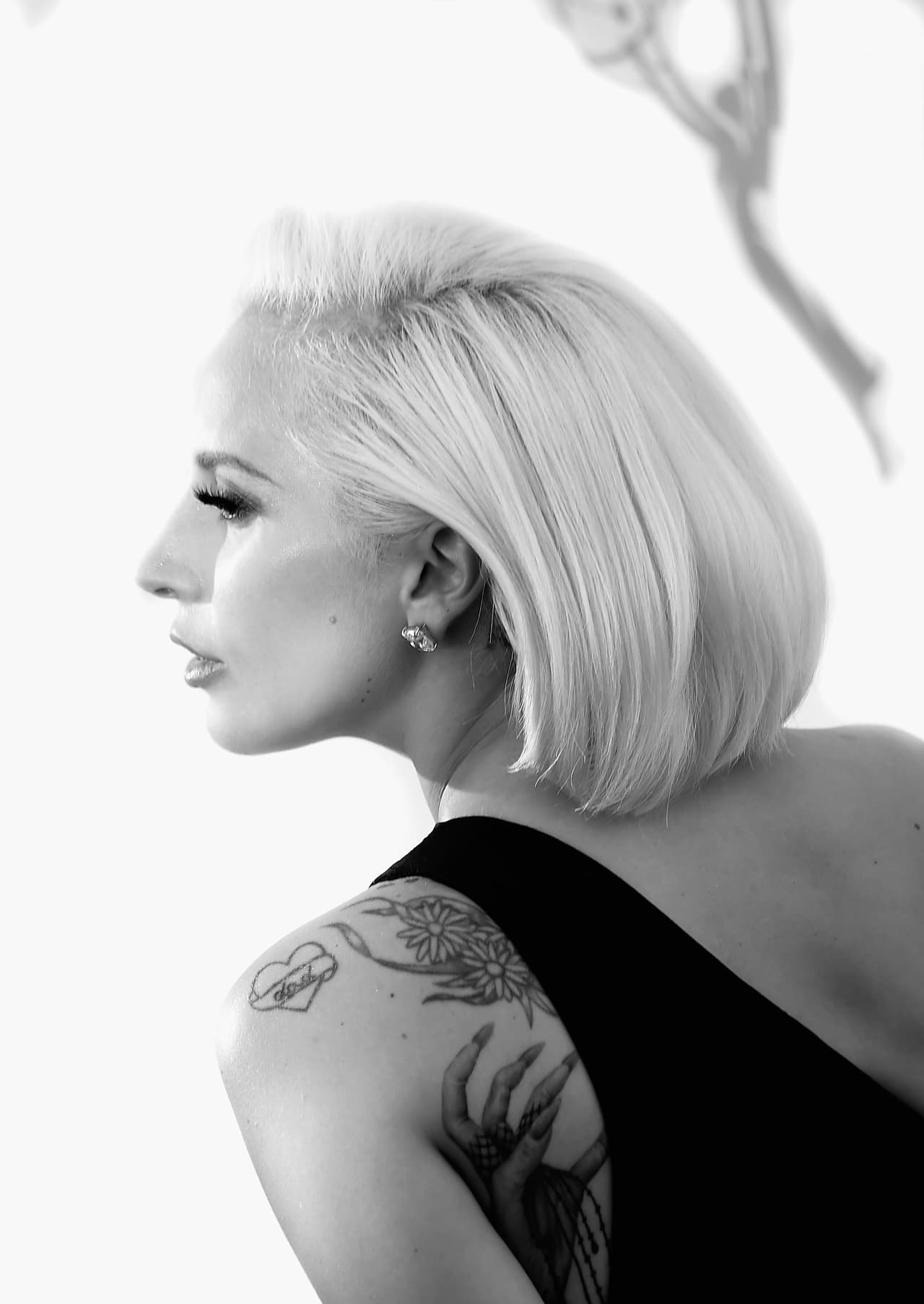 Además, aconsejó a sus fans que siempre usen protección. “De otro modo, estás jugando a la ruleta rusa”, advirtió.