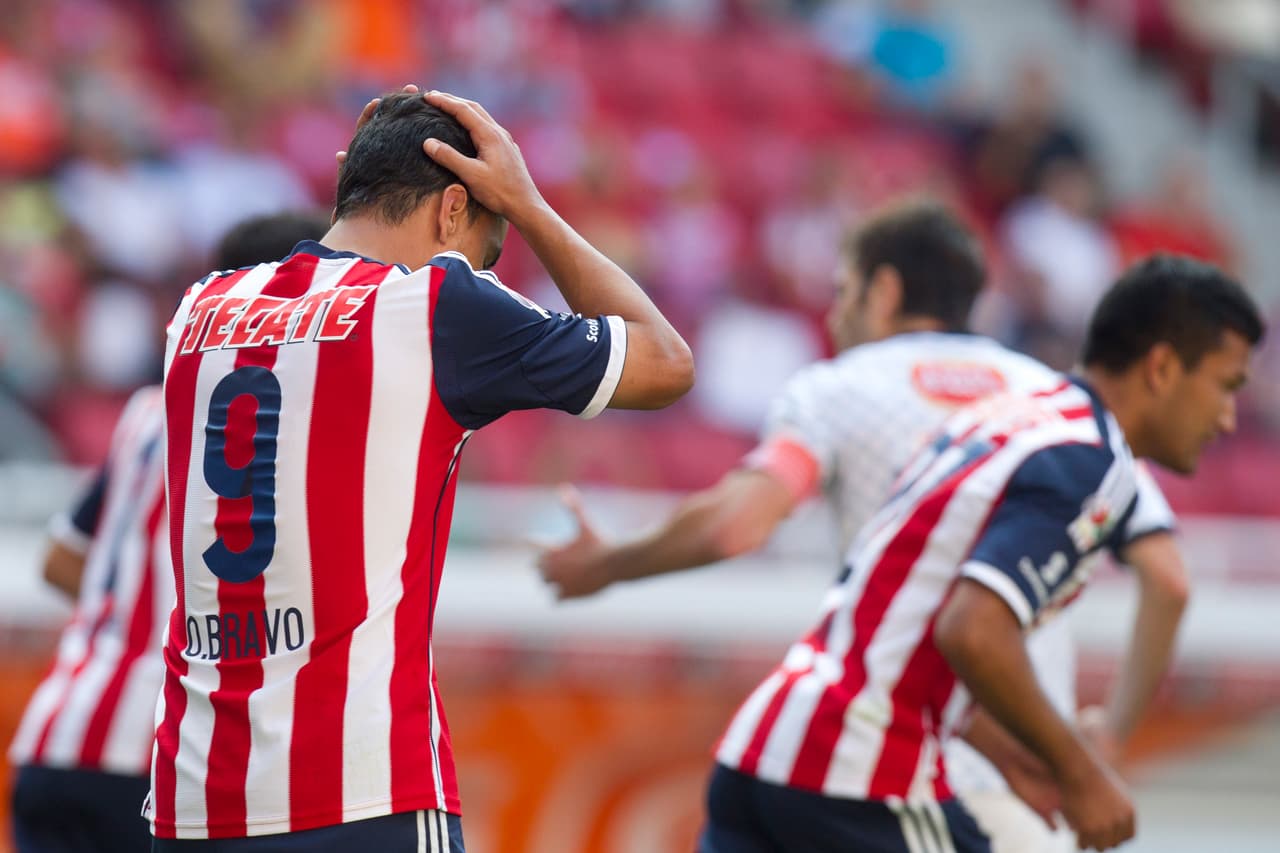 El mal momento de Chivas se prolongó a 2014. En el Clausura, los de Guadalajara quedaron de 15 en el torneo que tuvo de nuevo como campeón a León.