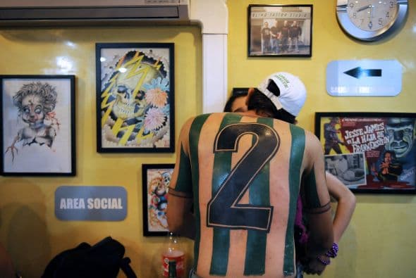 Escobar murió acribillado por 12 disparos en una pelea sucitada en una discoteca, poco después del Mundial de Estados Unidos en 1994.