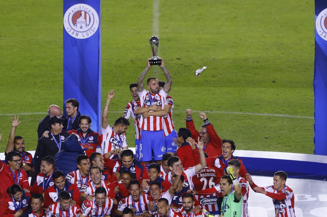 Así se vivieron los festejos del Atlético San Luis en el Estadio Alfonso Lastras luego de triunfar 4-2 en el juego de Vuelta en la Final del Ascenso MX ante Dorados.