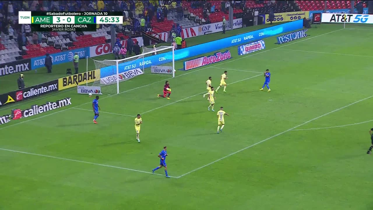 ¡TIRO ATAJADO! disparo por Carlos Rodríguez.