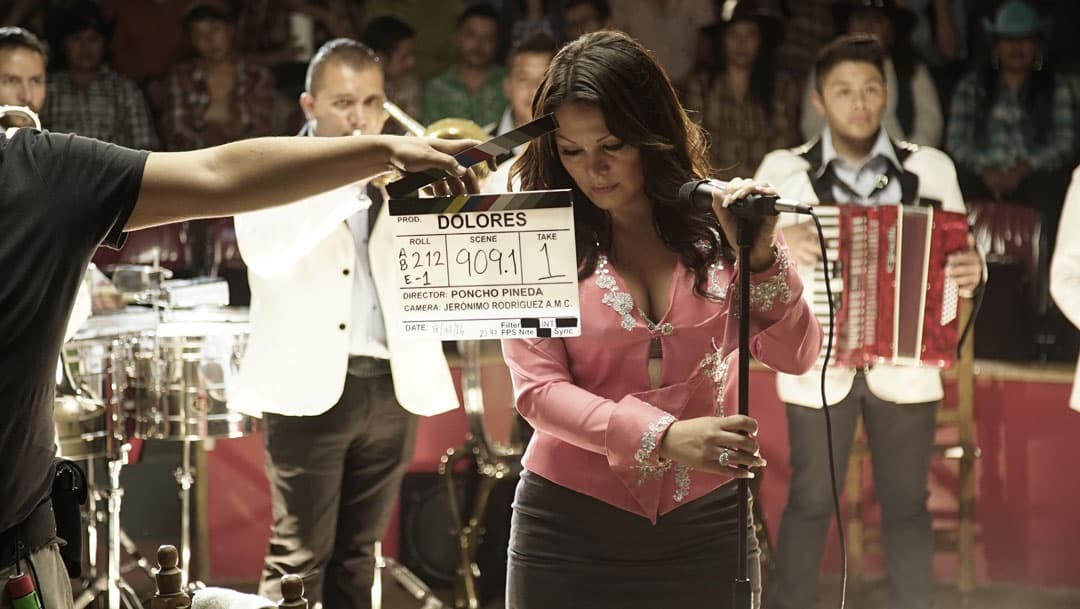 Durante poco más de tres meses el elenco y producción estuvo sometido a largas jornadas de trabajo para que la historia de la cantante sea de gran calidad, como sólo ella se lo merece.