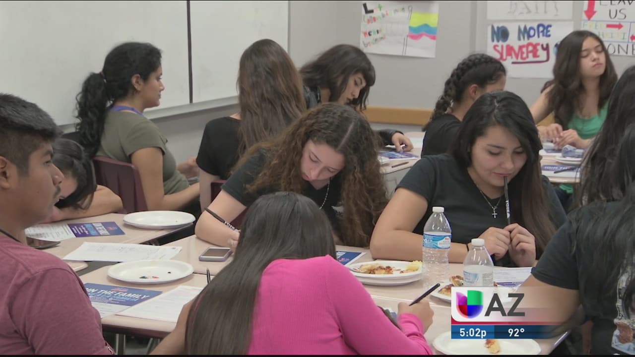 Adolescentes están expuestos a acoso cibernético
