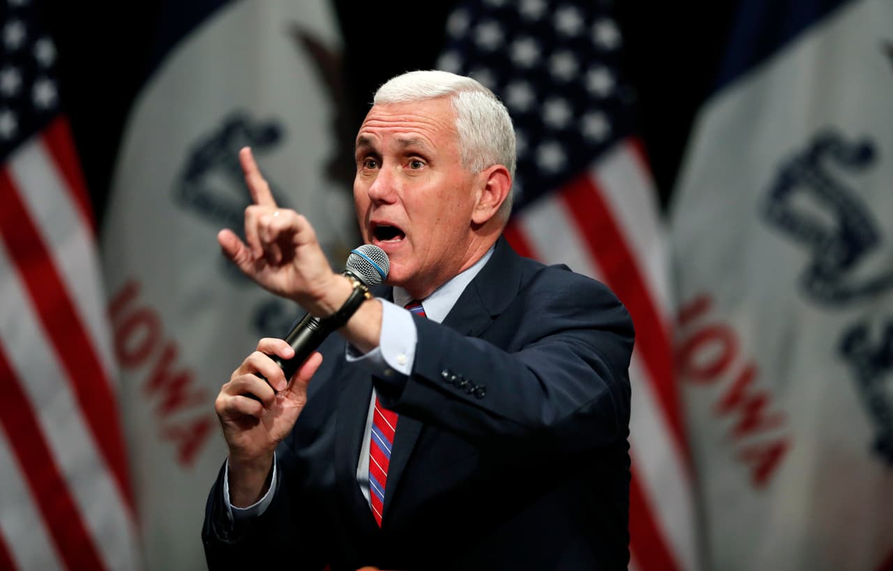 Pence suaviza las afirmaciones de Trump sobre amaño electoral y afirma que ambos aceptarán los resultados