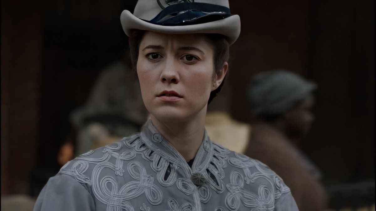 De 2016 a 2017, Winstead actuó comoMary Phinney, una enfermera que se encuentra en servicio en medio de la Guerra Civil.