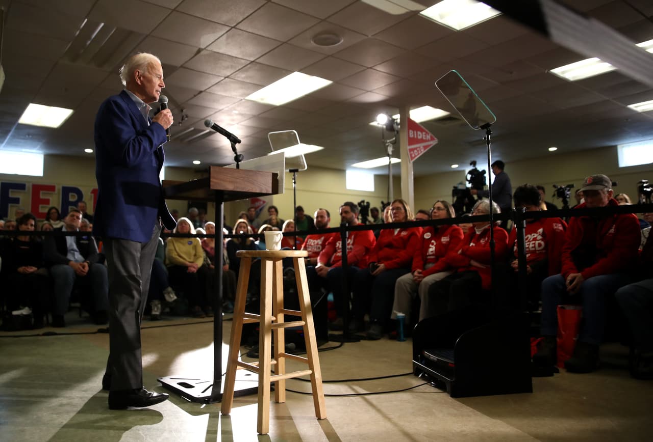 El exvicepresidente Joe Biden en un evento en Gilford, New Hampshire.
<br>