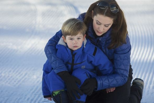 Mary de Dinamarca no sólo es una prolífica madre, también es muy dedicada y cuidadosa mujer.