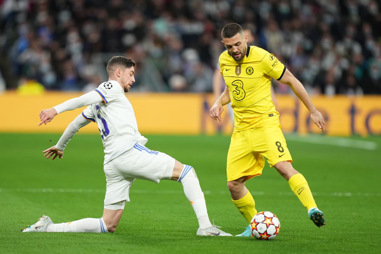 Chelsea le dio un ‘paseo’ al Madrid durante 75 minutos y se puso 0-3 con un pie en Semifinales, pero el cuadro merengue resurgió en el Bernabéu y con goles de Rodrygo y Benzema revivió en la serie.