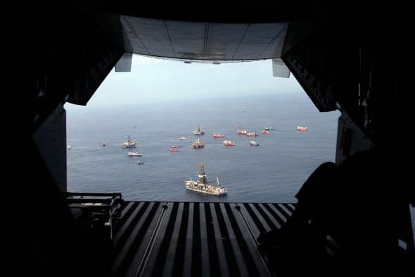 pero el almirante Allen, que supervisa las operaciones de limpieza y contención del derrame por el gobierno federal, dijo que no existe virtualmente ninguna probabilidad de que el crudo vuelva a derramarse.