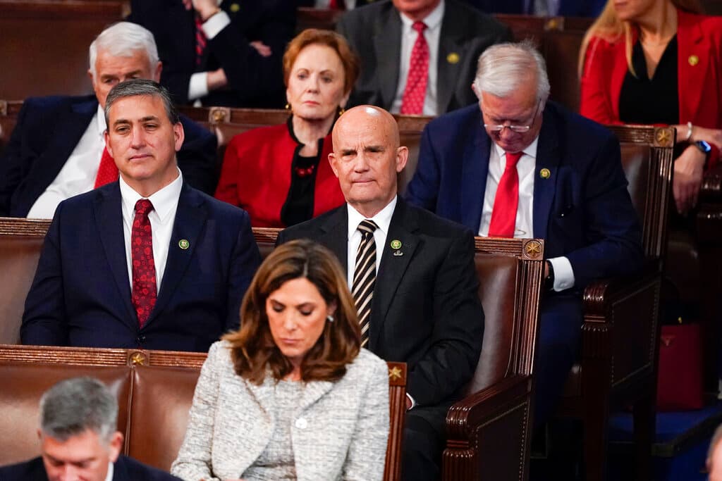 <h3 class="cms-H3-H3">Keith Self (Texas)</h3>
<br>
<br>Self explicó sus votos contra McCarthy diciendo que “la mayoría de mis electores han expresado su preocupación por la presidencia de la Cámara, y aún más quieren un cambio”.